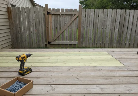 Exterior, Deck & Fence Small Repairs in Waterloo